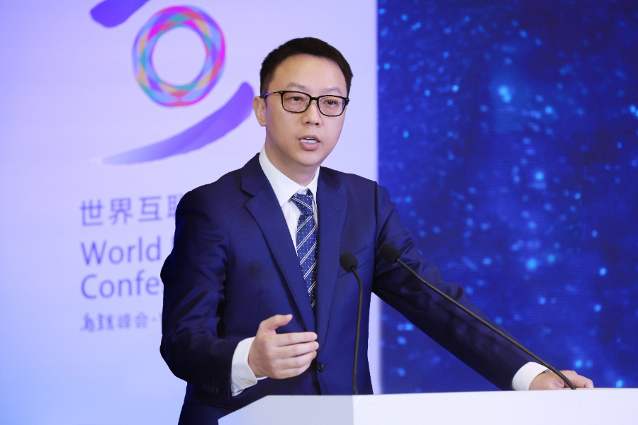 爆发了阿里的云！(图6)