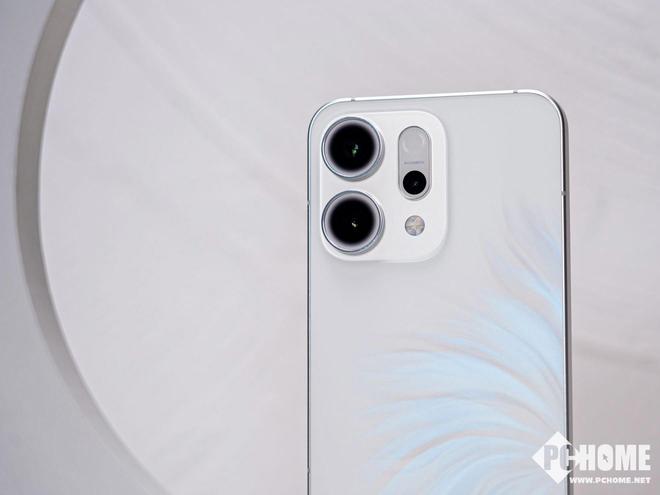 OPPOReno14系列价格公布Live图神机2799元起(图4)