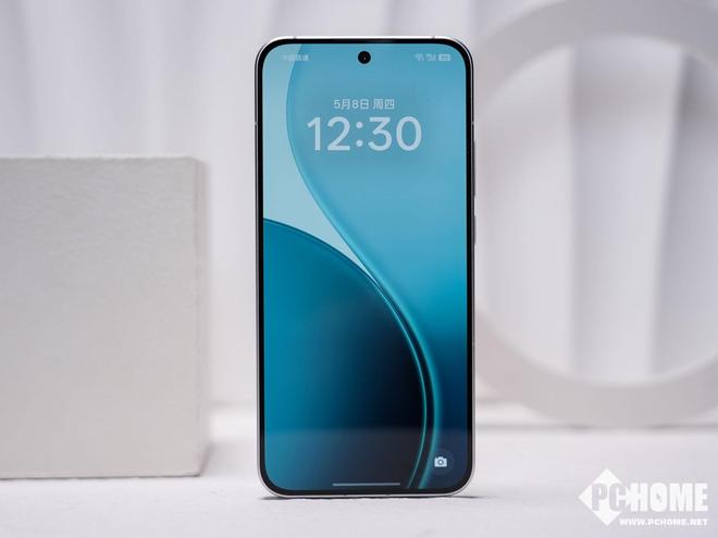 OPPOReno14系列价格公布Live图神机2799元起(图5)
