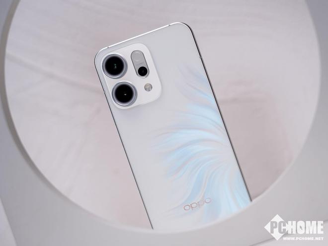 OPPOReno14系列价格公布Live图神机2799元起(图3)