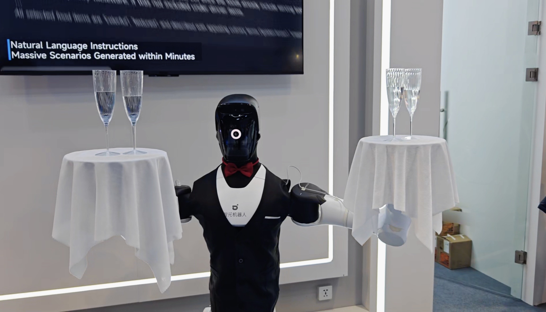 MWC26智元机器人大秀老外惊呆了!(图5)