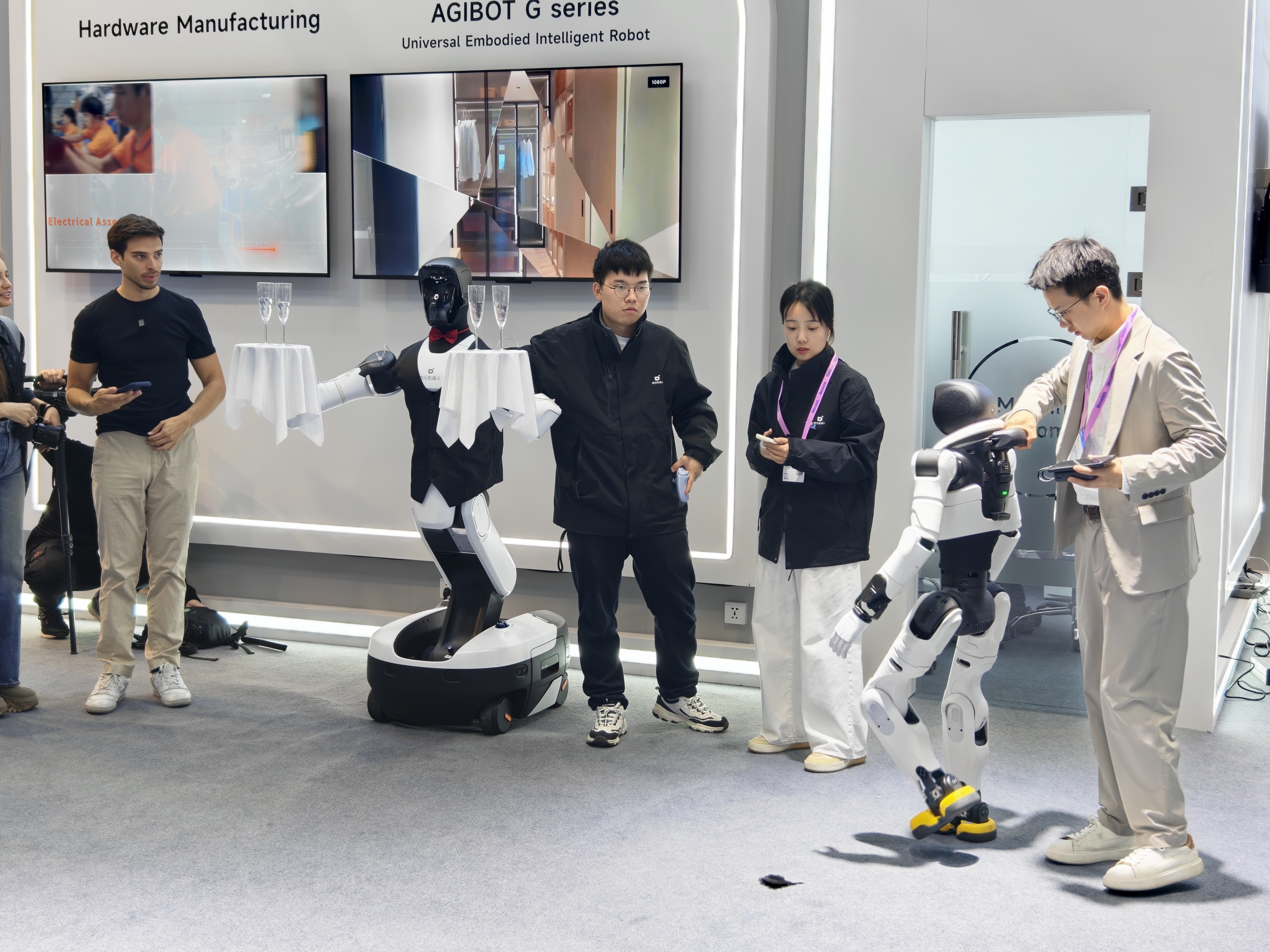 MWC26智元机器人大秀老外惊呆了!(图6)